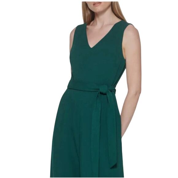 Calvin Klein Sleeveless Crepe Belted Cropped Jumpsuit Forest Green Womans SZ 16 - Picture 2 of 6